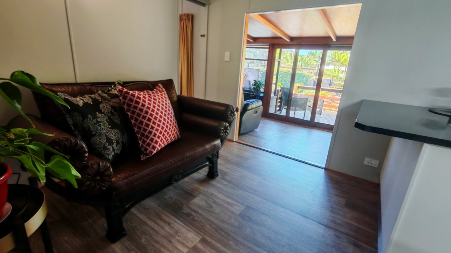 3 Bedroom Property for Sale in Groot Brakrivier Central Western Cape
